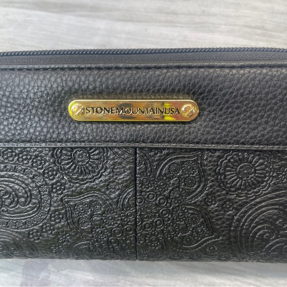 Stone Mountain Accessories Black Embossed  Tooled Faux Leather Double Zip Wallet - Picture 11 of 12